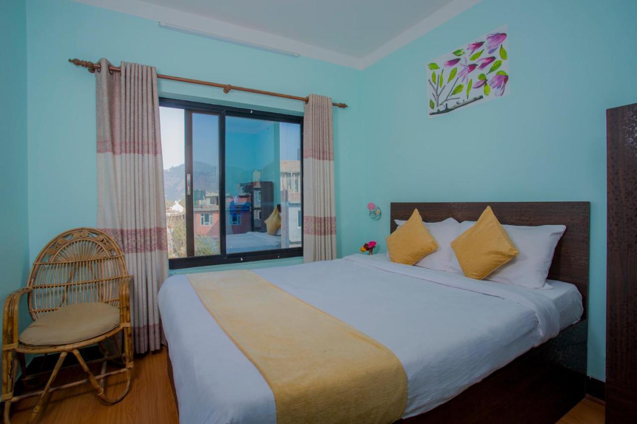 Hotel Golden Three Godāvari Extérieur photo